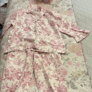 Pottery Barn Teen love shack fancy Floral Pink Pajamas